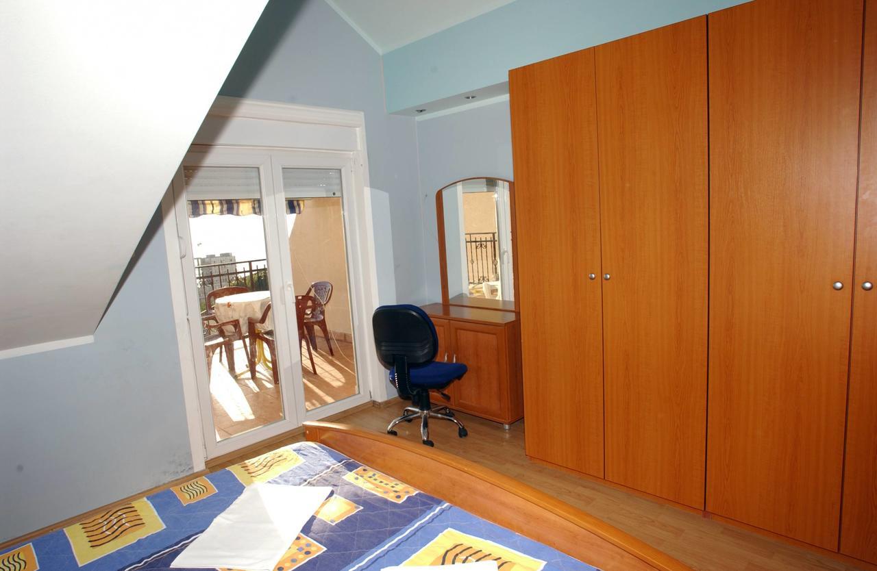 Mm Kovacevic Apartments Petrovac Exterior foto